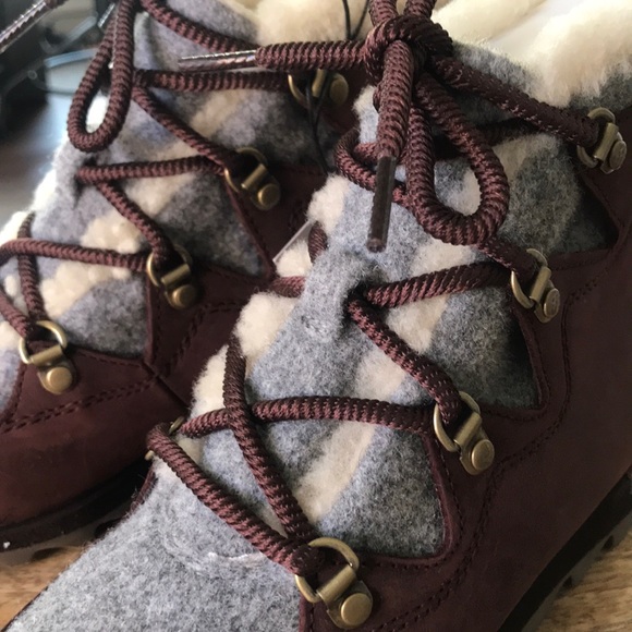 Sorel Alpine Booties - Picture 5 of 8
